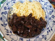 Geschmortes Rindfleisch mit Spätzle und Chinakohlsalat - Rezept - Bild Nr. 15553