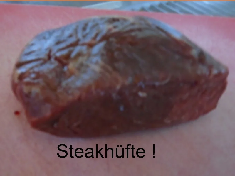 Geschmortes Rindfleisch mit Spätzle und Chinakohlsalat - Rezept - Bild Nr. 15554