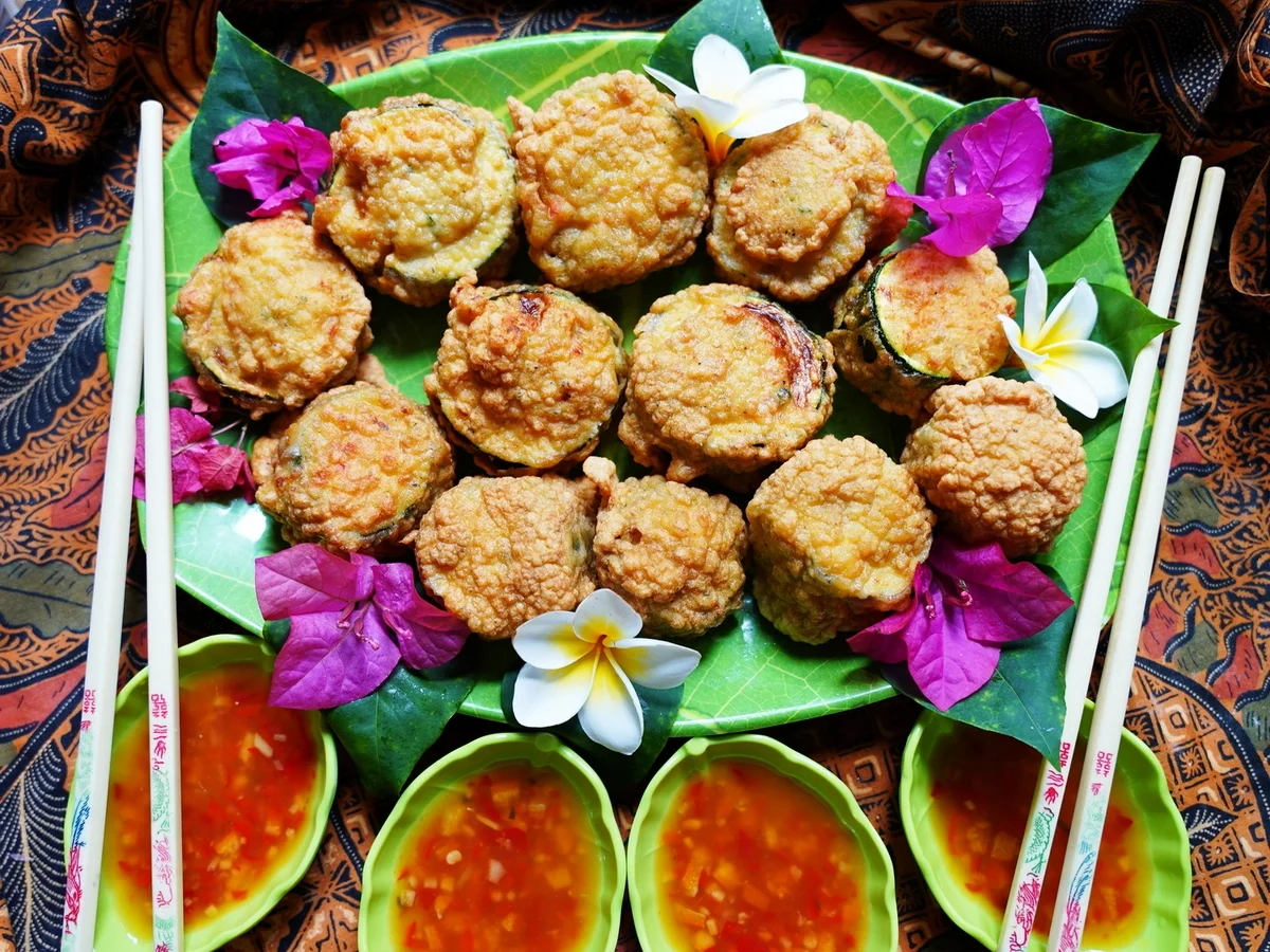 Pikant-knusprige, gefüllte Zucchini - Rezept - Bild Nr. 2