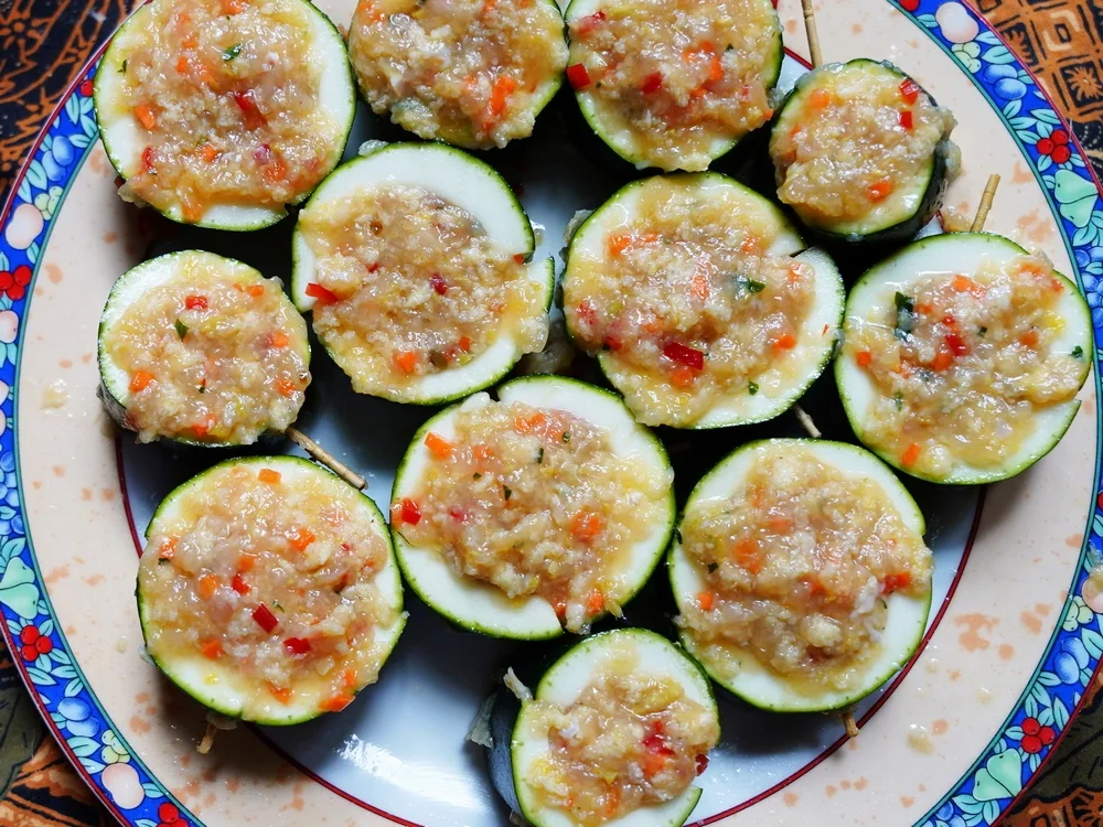 Pikant-knusprige, gefüllte Zucchini - Rezept - Bild Nr. 15560