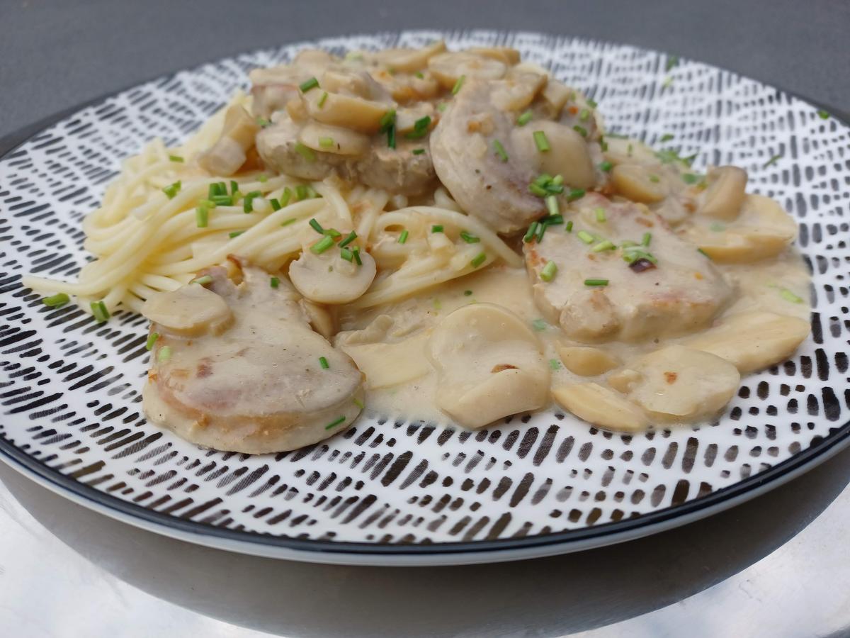 Schweinefilet in Sahnesoße - einfach - von loewe_bs Schweinefilet in Sahnesoße - einfach - von loewe_bs