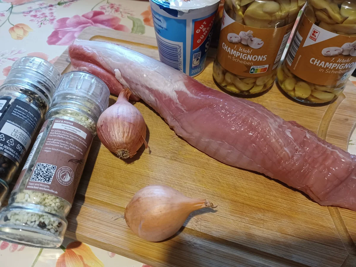 Rezept: Schweinefilet in Sahnesoße Bild Nr. 15560 Schweinefilet in Sahnesoße - Rezept - Bild Nr. 15560