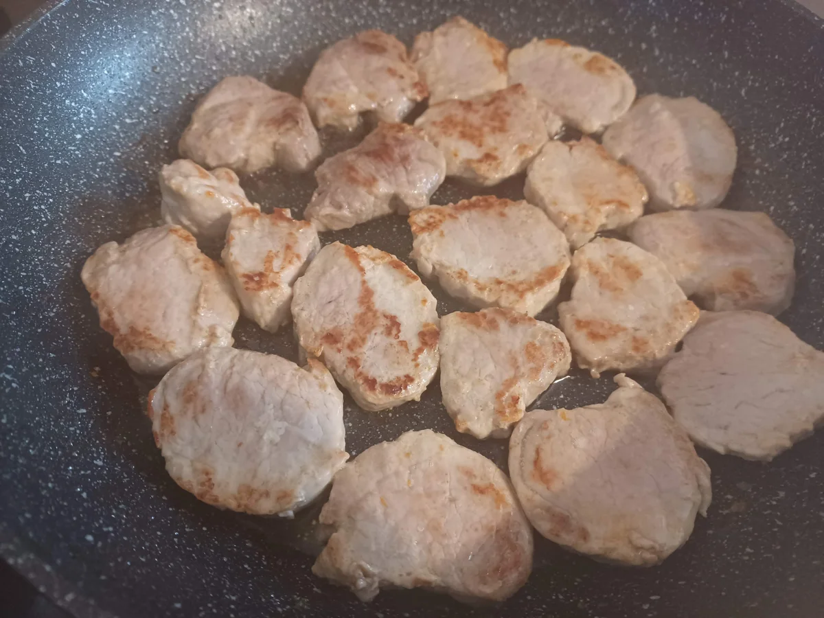 Rezept: Schweinefilet in Sahnesoße Bild Nr. 15562 Schweinefilet in Sahnesoße - Rezept - Bild Nr. 15562