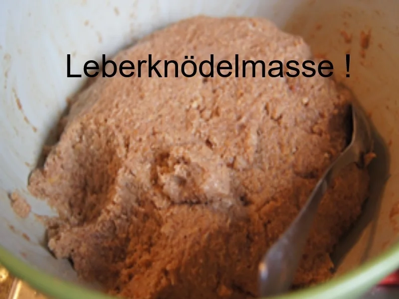 Rindfleischsuppe mit herzhafter Einlage - Rezept - Bild Nr. 15570