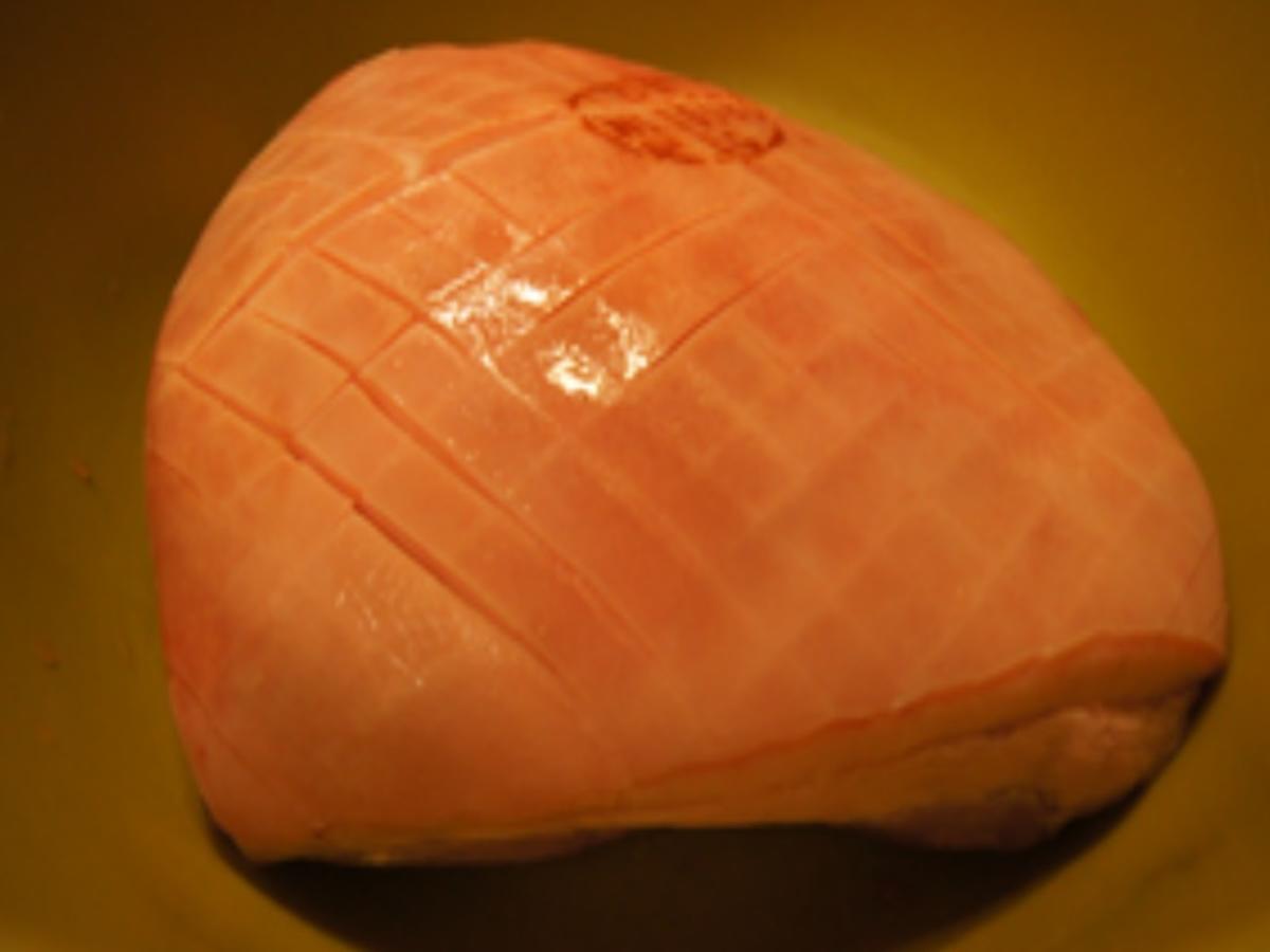 Schweinekrustenbraten mit würziger Sauce - Rezept - Bild Nr. 15560