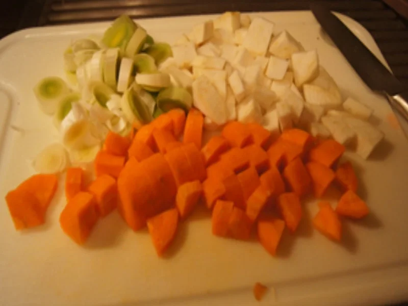 Rezept: Schweinekrustenbraten mit würziger Sauce Bild Nr. 15564 Schweinekrustenbraten mit würziger Sauce - Rezept - Bild Nr. 15564