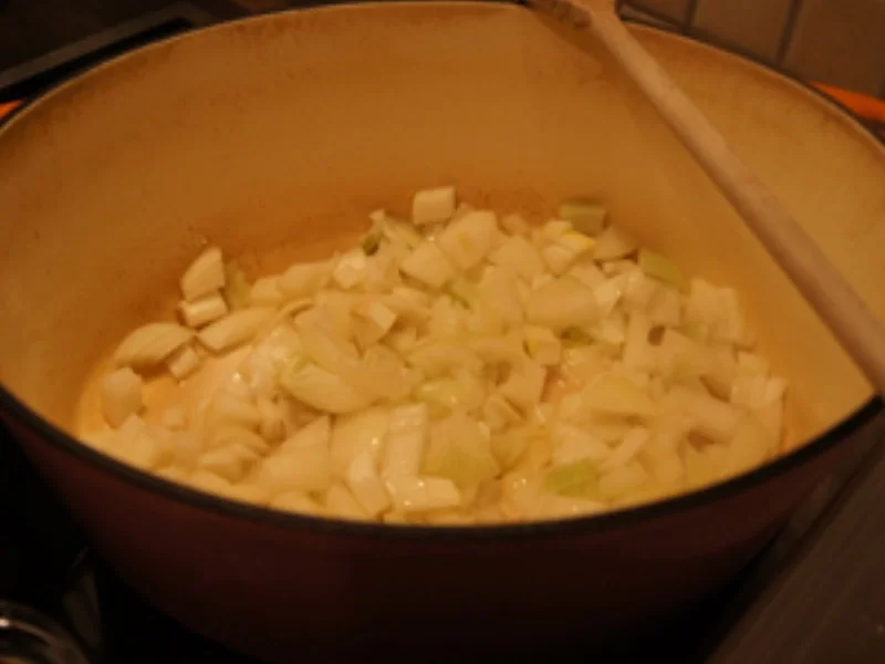 Rezept: Schweinekrustenbraten mit würziger Sauce Bild Nr. 15565 Schweinekrustenbraten mit würziger Sauce - Rezept - Bild Nr. 15565