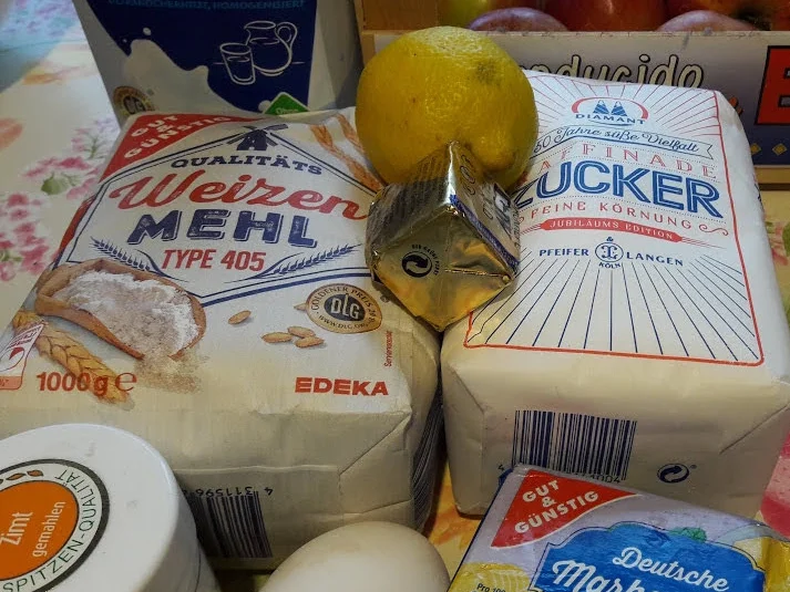 Rezept: Apfel - Hefekuchen Bild Nr. 15561 Apfel - Hefekuchen - Rezept - Bild Nr. 15561