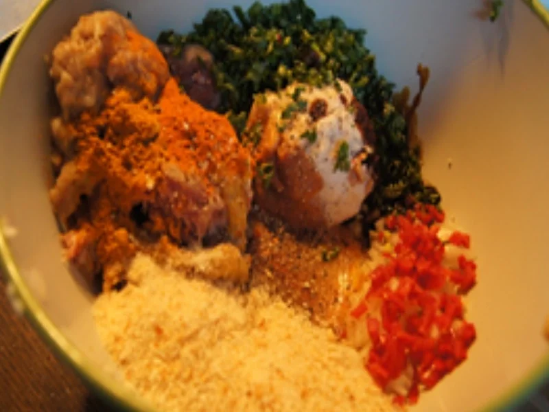 Frikadellen mit Hönigmöhrenblüten und Kartoffelstampf - Rezept - Bild Nr. 15584