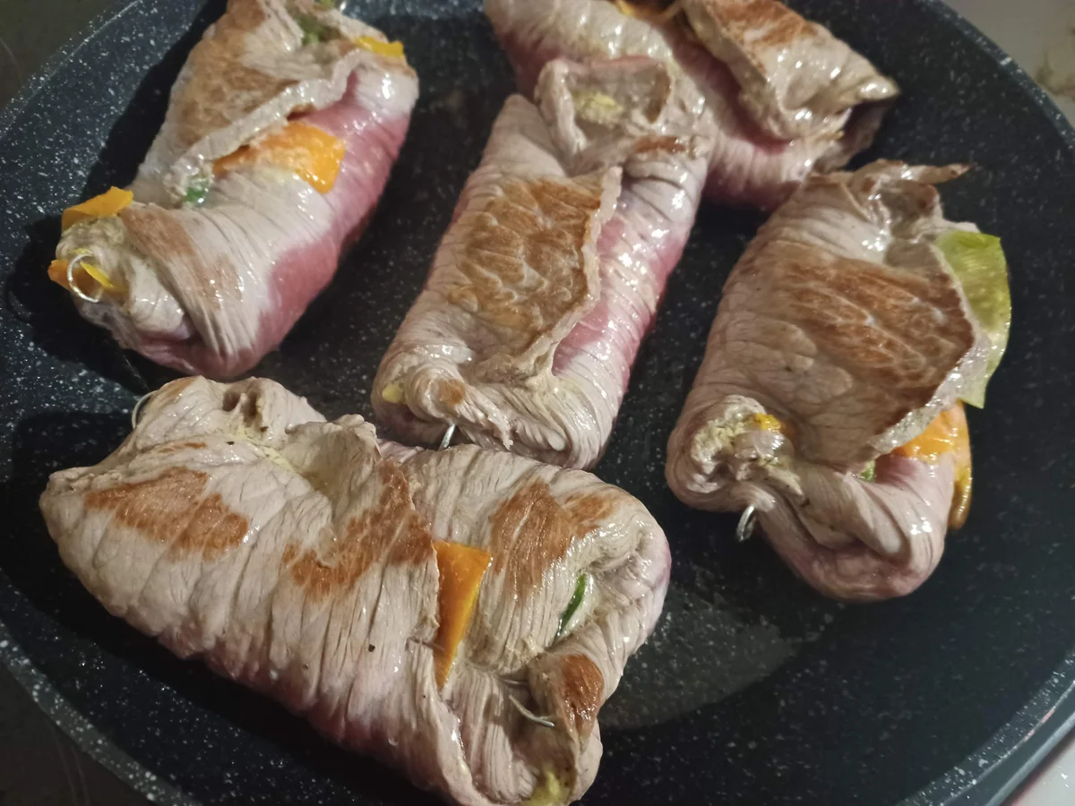 Rezept: Rinderroulade zur kochbar Challenge März 2022 Bild Nr. 15587 Rinderroulade zur kochbar Challenge März 2022 - Rezept - Bild Nr. 15587