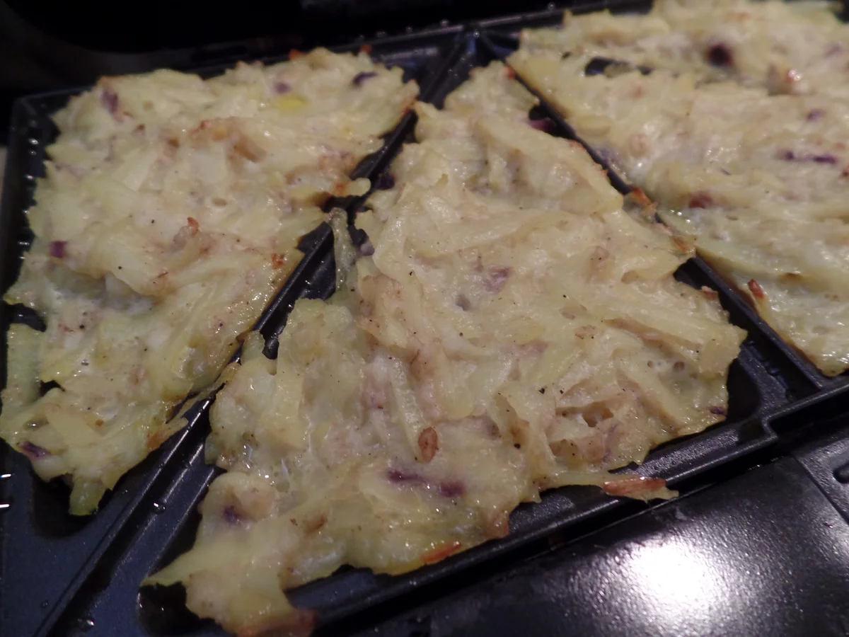 Kartoffelpuffer im Sandwichmaker mit Apfel-Vanille-Kompott - Rezept - Bild Nr. 15595