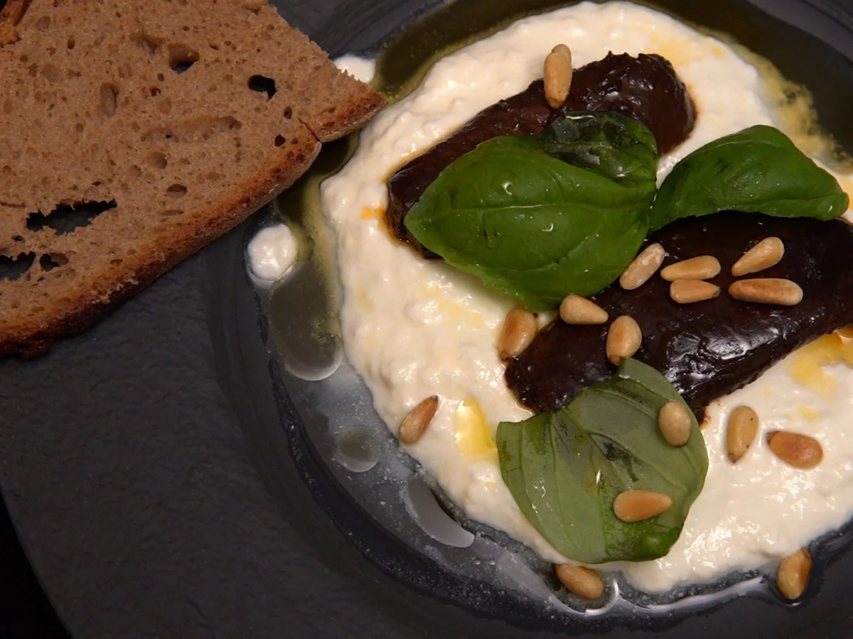 Rezept: Gebackene Auberginen mit Schwarzer Aioli-Variante Bild Nr. 15590 Gebackene Auberginen mit Schwarzer Aioli-Variante - Rezept - Bild Nr. 15590