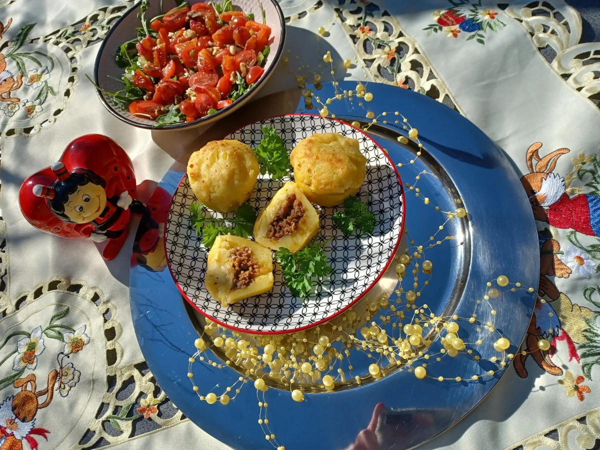 Ofenkartoffeln mit Hackfleischfüllung - Rezept - Bild Nr. 15603