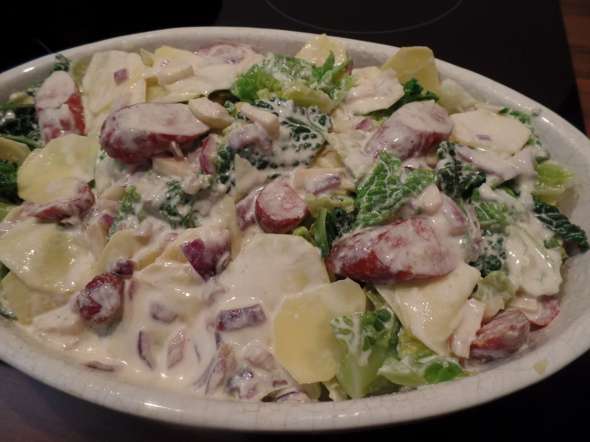 Rezept: Kartoffel-Wirsing-Knacker-Auflauf Bild Nr. 15615 Kartoffel-Wirsing-Knacker-Auflauf - Rezept - Bild Nr. 15615