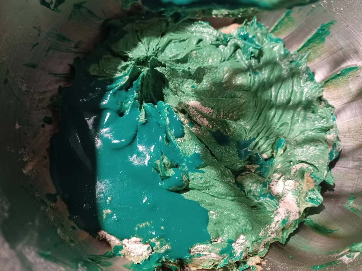 St. Patrick's Day Green Velvet Layer Cake Back Challenge 03.2022 - Rezept - Bild Nr. 15635