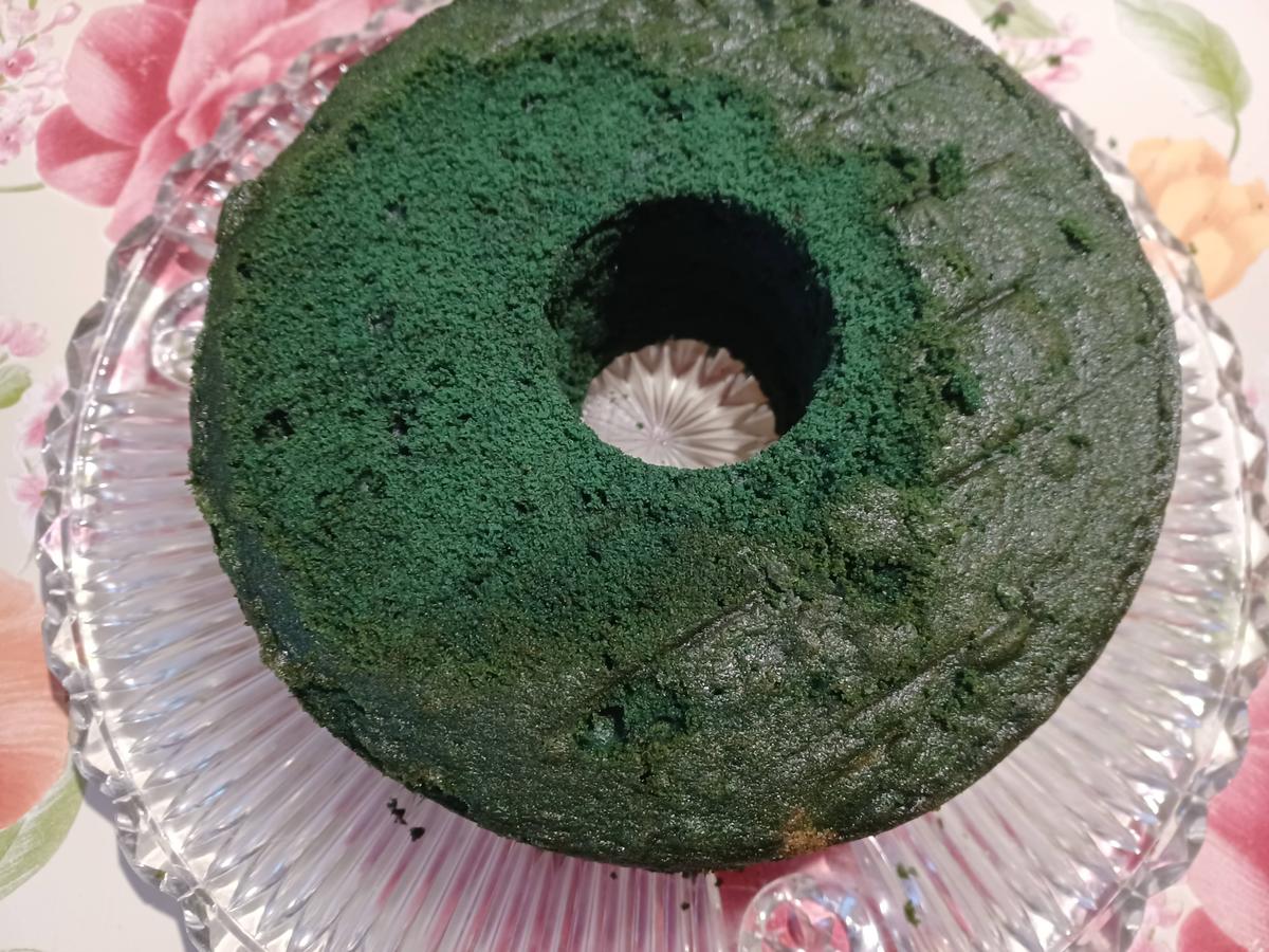 St. Patrick's Day Green Velvet Layer Cake Back Challenge 03.2022 - Rezept - Bild Nr. 15638