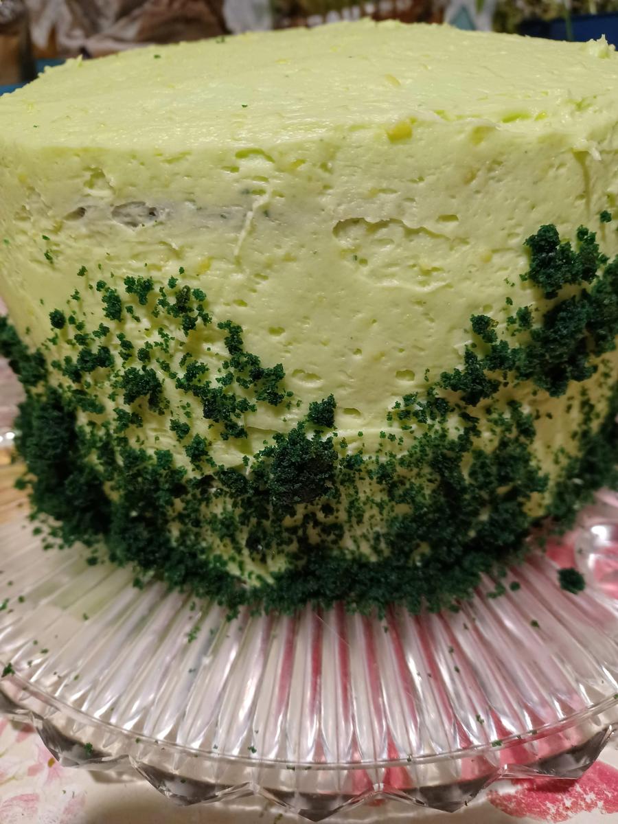 St. Patrick's Day Green Velvet Layer Cake Back Challenge 03.2022 - Rezept - Bild Nr. 15641