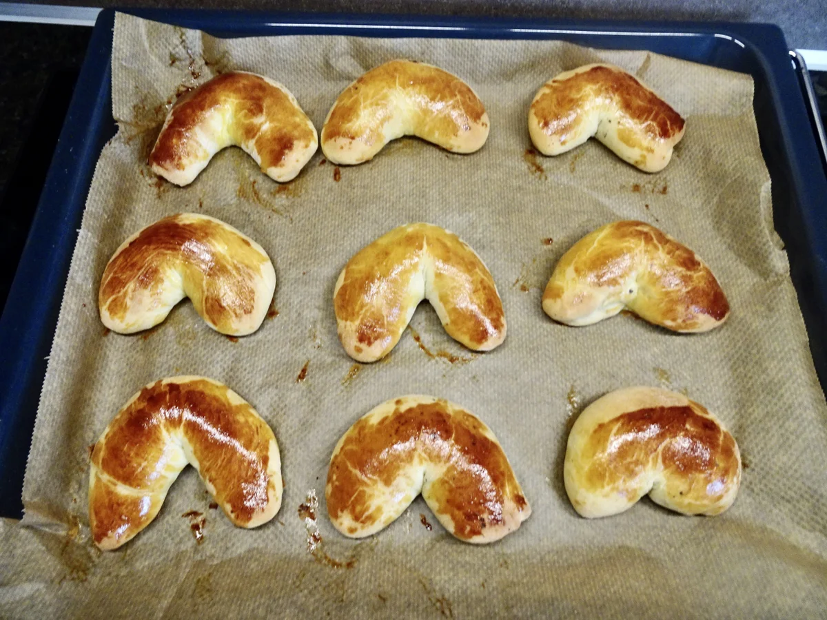 Rezept: Waldviertler Mohn Schoko Beugerl Bild Nr. 15623 Waldviertler Mohn Schoko Beugerl - Rezept - Bild Nr. 15623