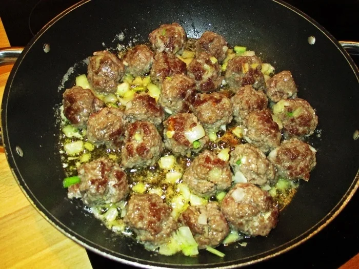 Hackbällchen nach Wildart geschmort - Rezept - Bild Nr. 15632