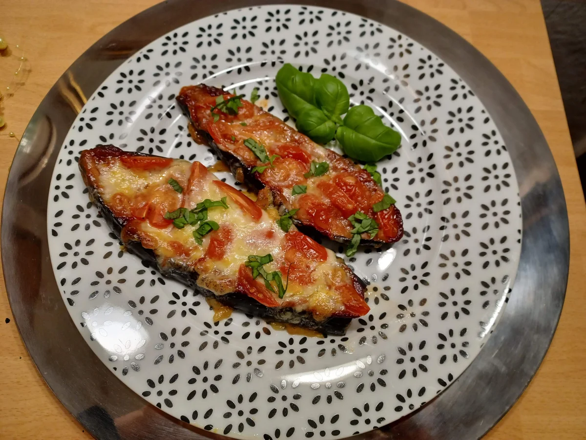 Rezept: Auberginen alla Neapolitana kulinarische Weltreise 03.2022 Bild Nr. 2 Auberginen alla Neapolitana kulinarische Weltreise 03.2022 - Rezept - Bild Nr. 2