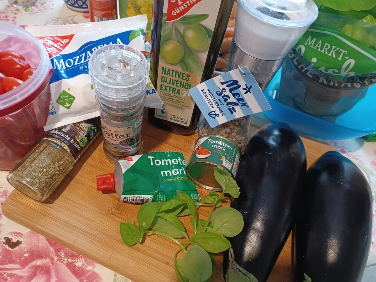 Rezept: Auberginen alla Neapolitana kulinarische Weltreise 03.2022 Bild Nr. 15630 Auberginen alla Neapolitana kulinarische Weltreise 03.2022 - Rezept - Bild Nr. 15630