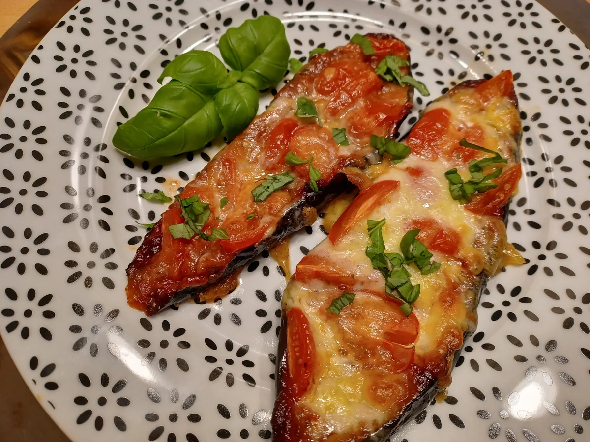 Rezept: Auberginen alla Neapolitana kulinarische Weltreise 03.2022 Bild Nr. 15636 Auberginen alla Neapolitana kulinarische Weltreise 03.2022 - Rezept - Bild Nr. 15636