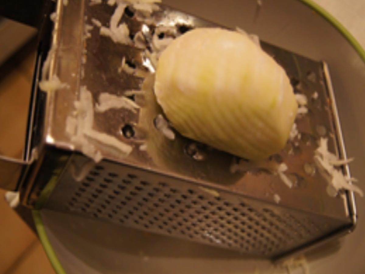 Kohlrabi-Buletten mit Rote-Bete-Kartoffel-Stampf - Rezept - Bild Nr. 5