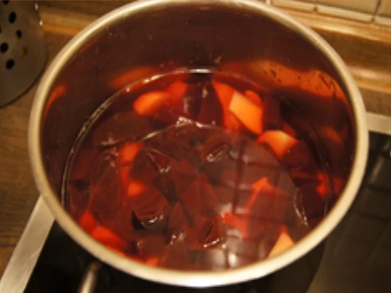 Rezept: Kohlrabi-Buletten mit Rote-Bete-Kartoffel-Stampf Bild Nr. 13 Kohlrabi-Buletten mit Rote-Bete-Kartoffel-Stampf - Rezept - Bild Nr. 13