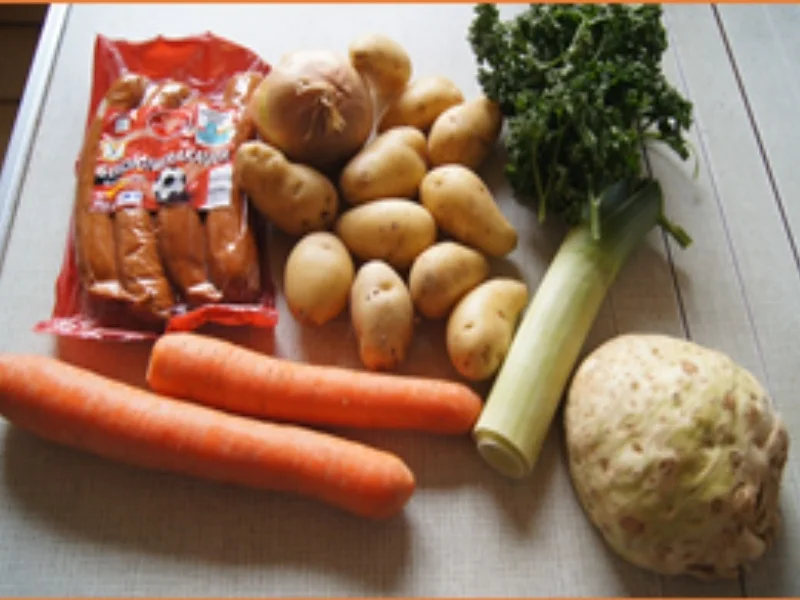 Gemüsesuppe mit Krakauer Würstchen - Rezept - Bild Nr. 3