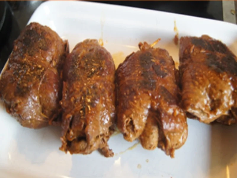 Rinderrouladen mit Rahmsauce, Apfel-Rotkohl und Böhmischen Knödeln - Rezept - Bild Nr. 15650