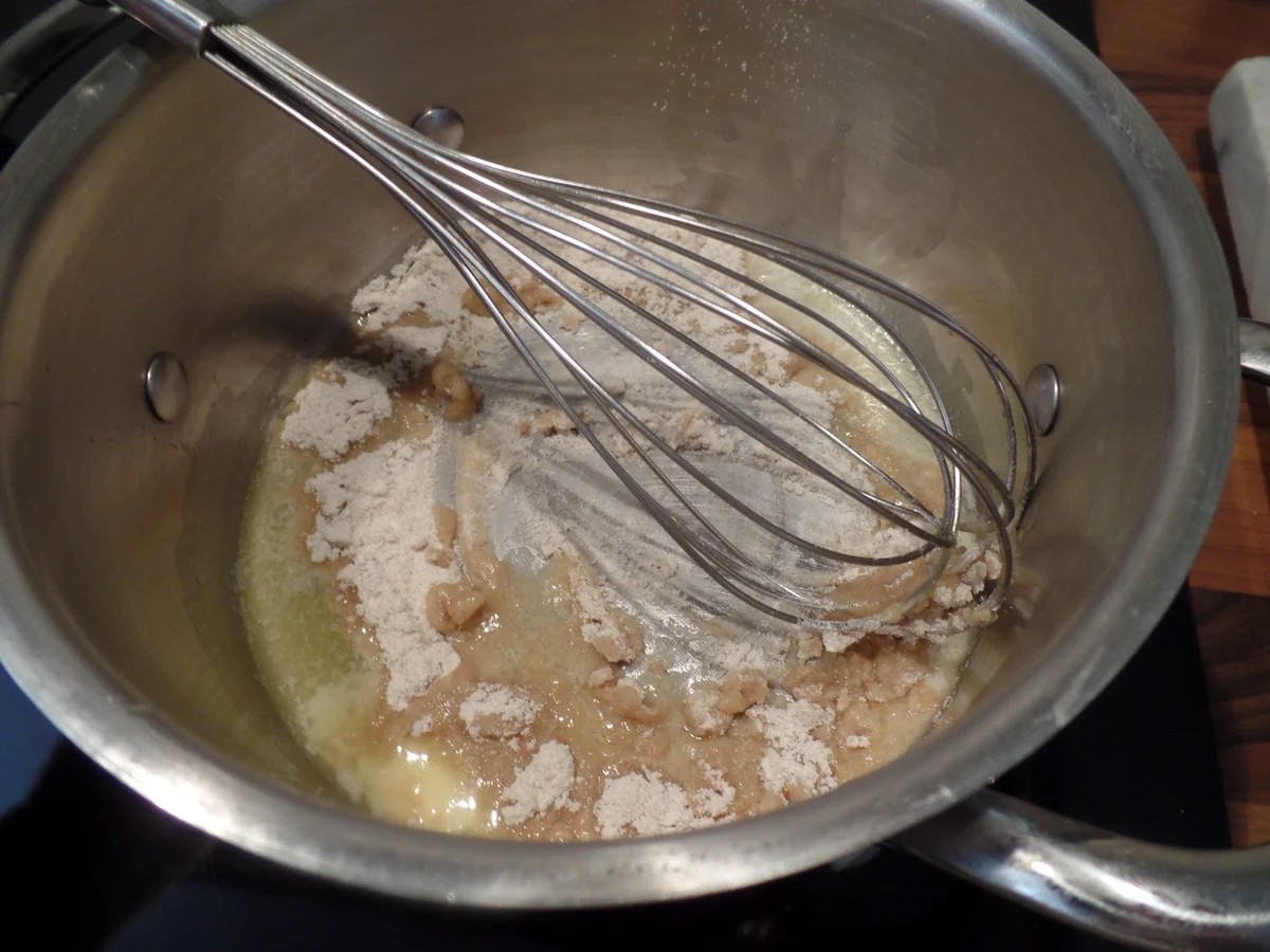 Tagliatelle mit Haselnuss-Parmesan-Sauce - Rezept - Bild Nr. 15645