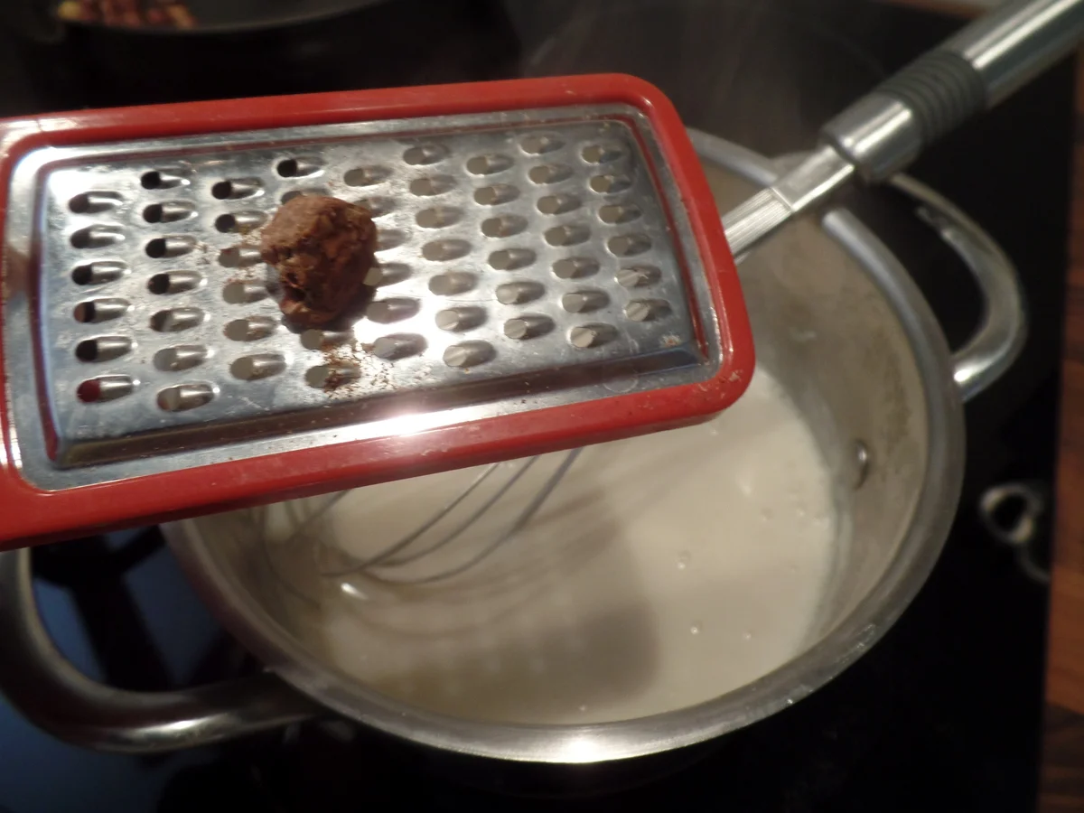 Tagliatelle mit Haselnuss-Parmesan-Sauce - Rezept - Bild Nr. 15647