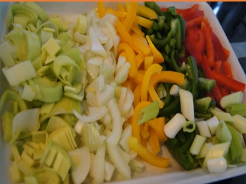 Rezept: Rindfleischwok mit Gemüse und Bratreis mit Ei und Gemüse Bild Nr. 15648 Rindfleischwok mit Gemüse und Bratreis mit Ei und Gemüse - Rezept - Bild Nr. 15648