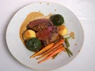 Rezept: Rinderfilet mit Spinatknödeln und glasierten Möhren Bild Nr. 15640 Rinderfilet mit Spinatknödeln und glasierten Möhren - Rezept - Bild Nr. 15640