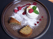 Himbeer-Kokos-Pannacotta mit Pistazien-Kokoskuchen - Rezept - Bild Nr. 2