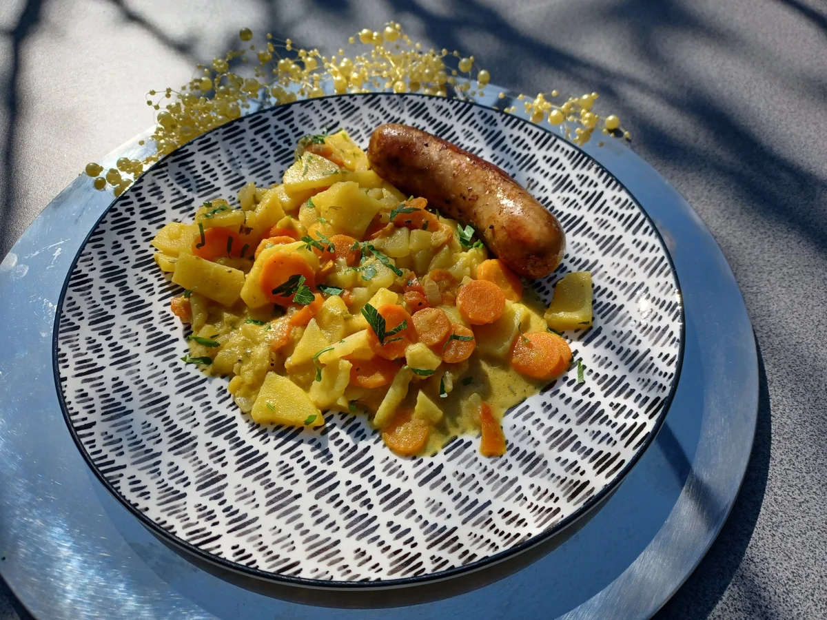 Rezept: Gemüsesoße mit Kartoffeln Bild Nr. 15661 Gemüsesoße mit Kartoffeln - Rezept - Bild Nr. 15661