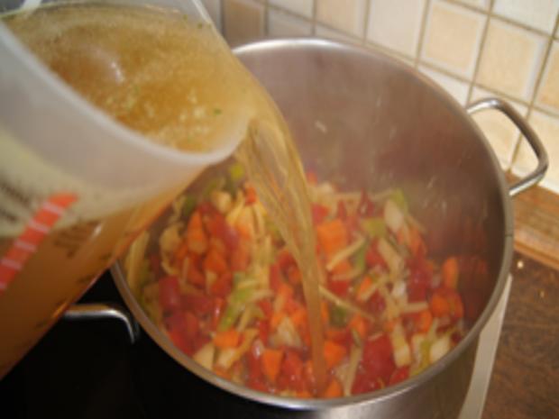 Gemüsesuppe mit Hackfleischbällchen - Rezept - Bild Nr. 7