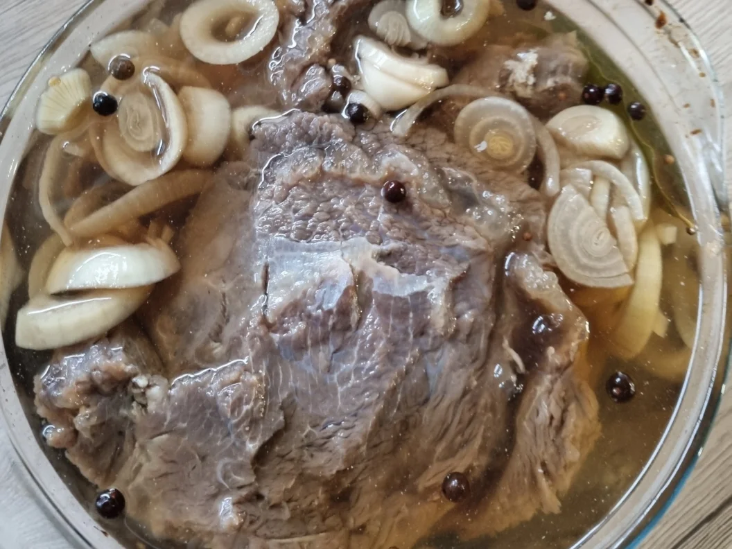 Sauerbraten aus Rinderbäckchen - Rezept - Bild Nr. 3