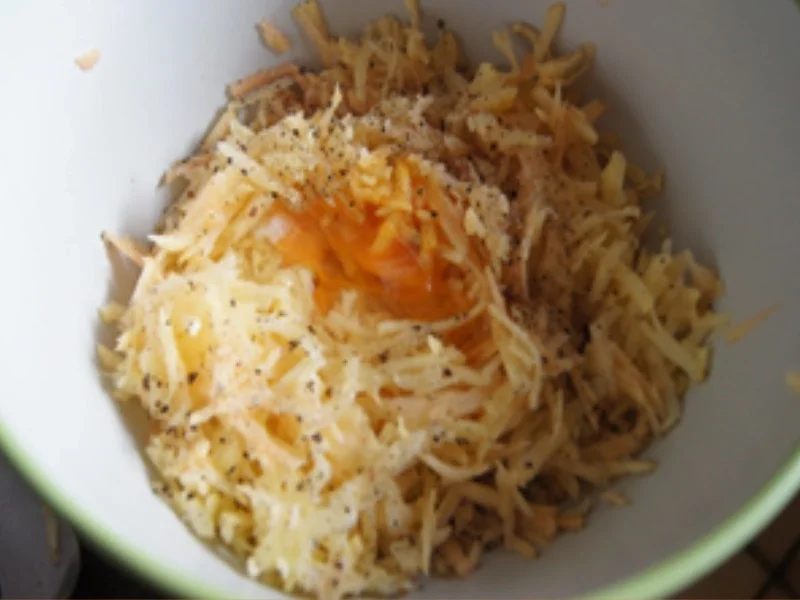 Rezept: Spargel mit Ei-Basilikum-Marinade, Schinken und Rösti Bild Nr. 15693 Spargel mit Ei-Basilikum-Marinade, Schinken und Rösti - Rezept - Bild Nr. 15693