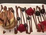 Pancake am Stil auf einem Schoko- Früchtetraum - Rezept - Bild Nr. 15700