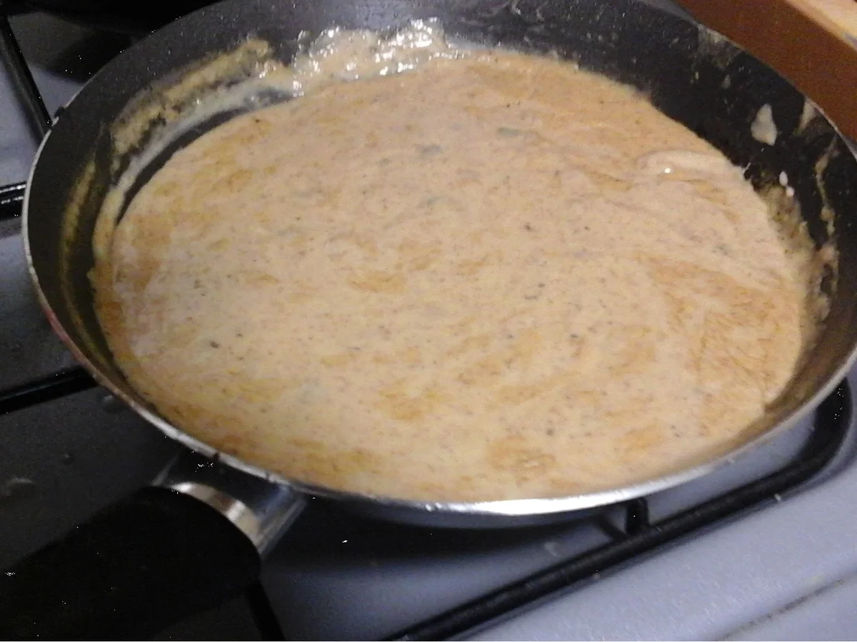 Rindfleisch-Champignon-Buletten mit Rahmsauce und Möhren-Kartoffel-Stampf - Rezept - Bild Nr. 15708