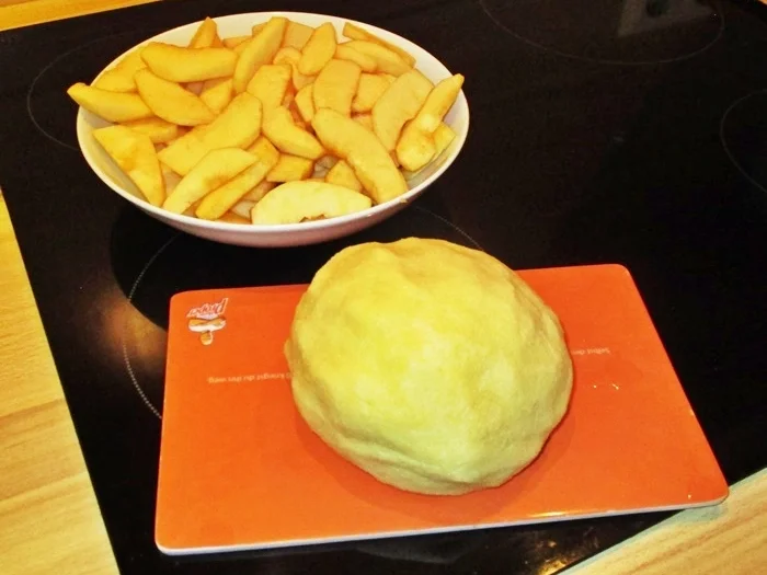 Apfel-Kirschpudding-Streuselkuchen- zur kochbar Challenge April 2022 - Rezept - Bild Nr. 15710