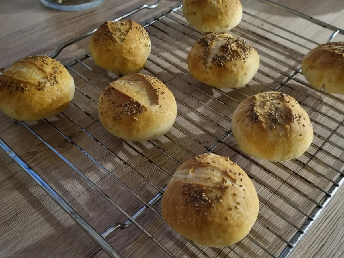 Rezept: Knackige Brötchen Bild Nr. 15704 Knackige Brötchen - Rezept - Bild Nr. 15704