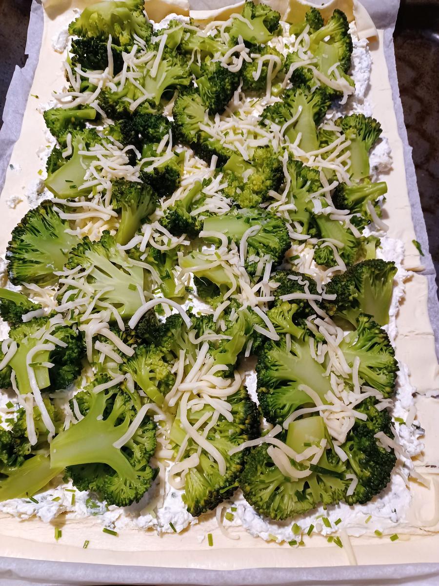Brokkoli - Tarte mit Blätterteig - Rezept - Bild Nr. 15708