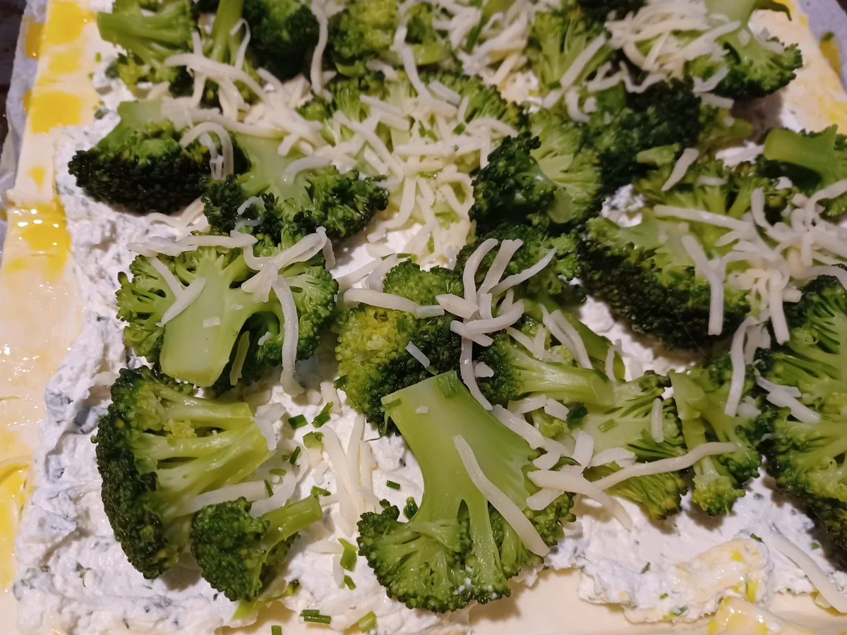 Rezept: Brokkoli - Tarte mit Blätterteig Bild Nr. 15709 Brokkoli - Tarte mit Blätterteig - Rezept - Bild Nr. 15709