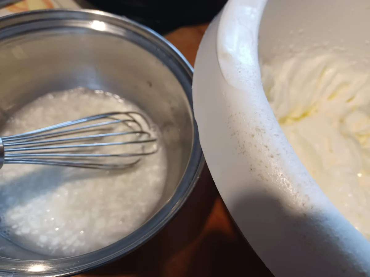 Rezept: Bunte Frischkäsetorte Bild Nr. 15711 Bunte Frischkäsetorte - Rezept - Bild Nr. 15711