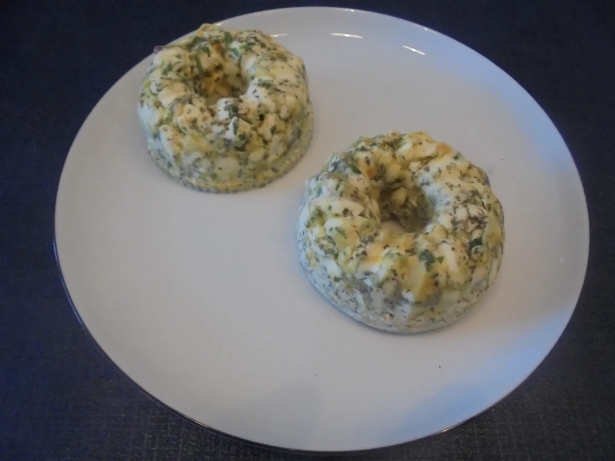 Kräuterbutter-Kranz - Rezept - Bild Nr. 15706