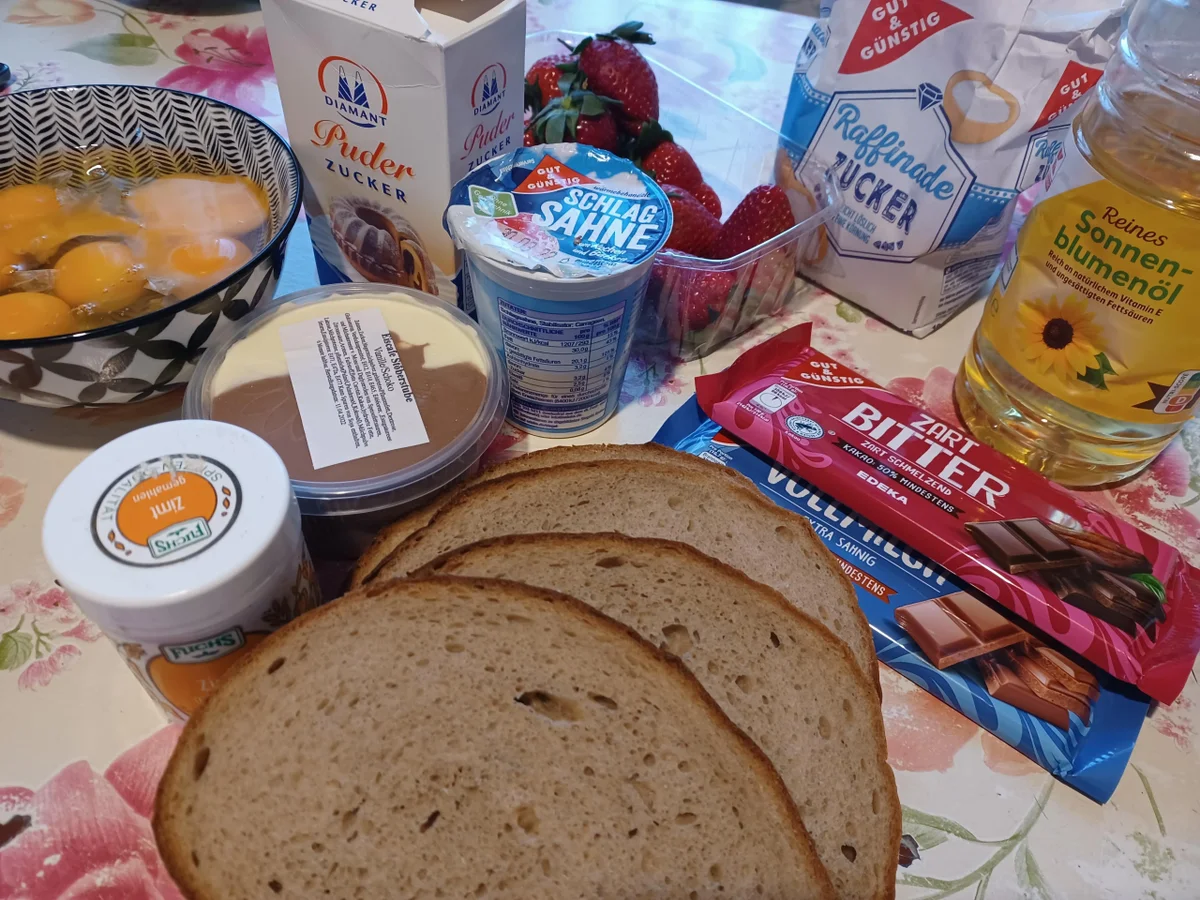 Rezept: Süße French - Toast - Sticks mit Schokoladensauce Back Challenge 04/2022 Bild Nr. 15710 Süße French - Toast - Sticks mit Schokoladensauce Back Challenge 04/2022 - Rezept - Bild Nr. 15710