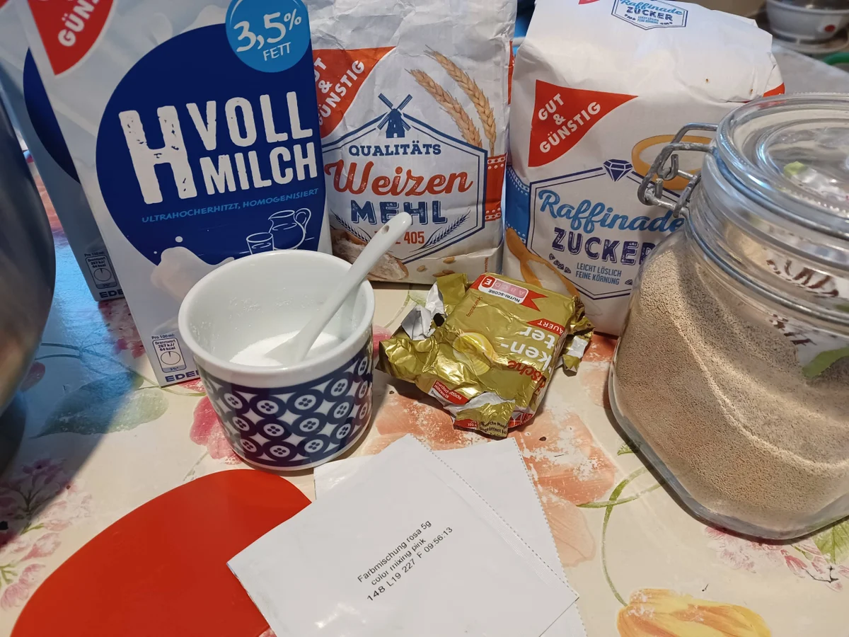 Rosa Strudel Brot - Rezept - Bild Nr. 15720