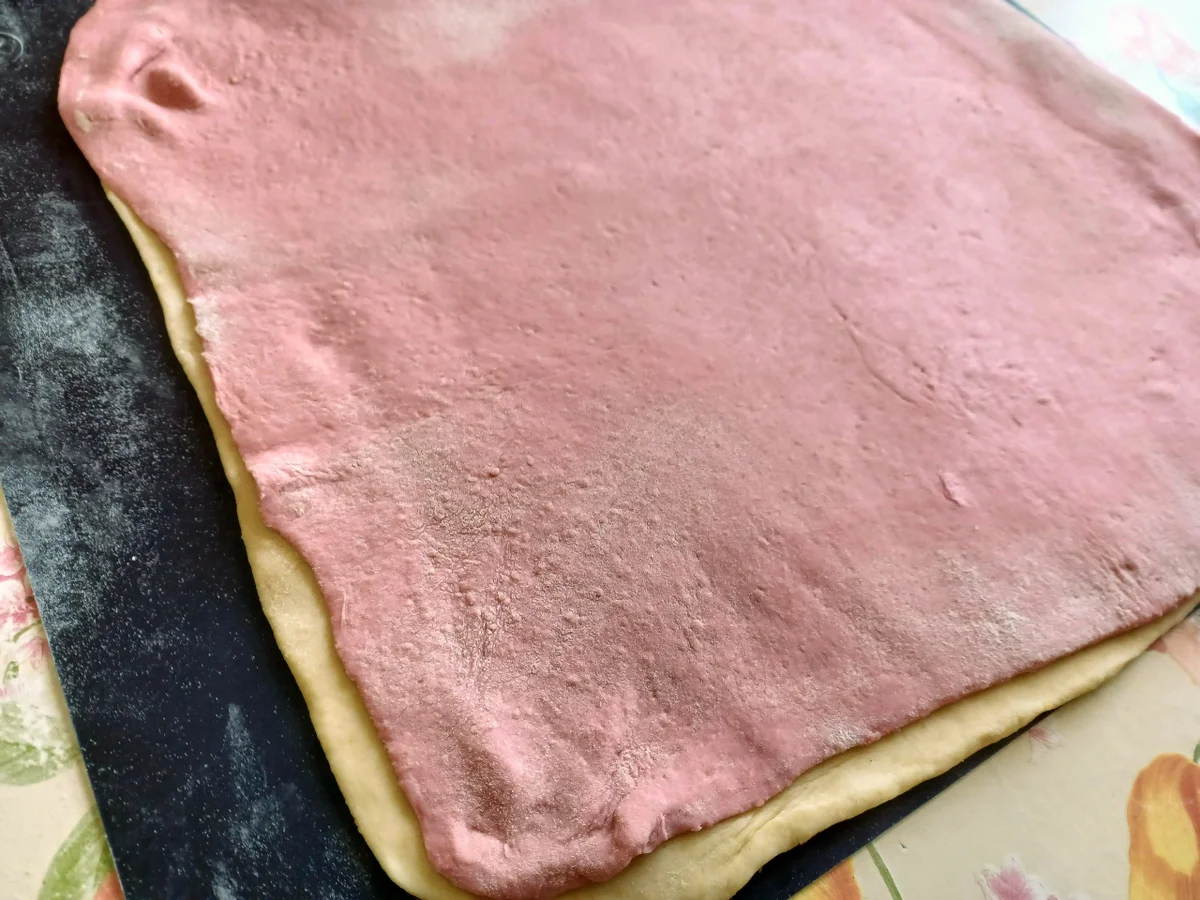 Rosa Strudel Brot - Rezept - Bild Nr. 15725